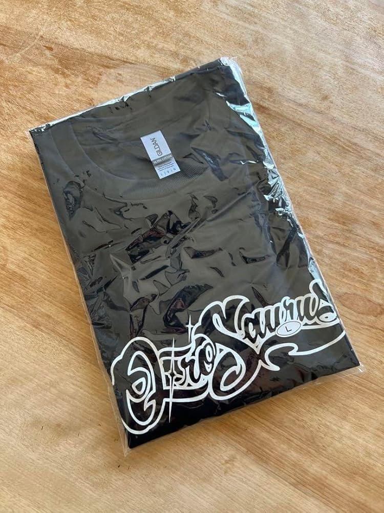 Amazon.co.jp: オジロザウルス ライブTシャツ : ホビー